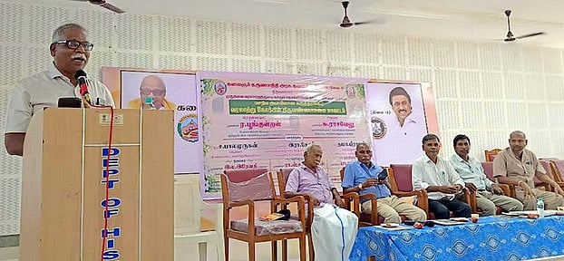 அரசுக் கல்லூரியில்
தொல்லியல் வரலாறு கருத்தரங்கம்