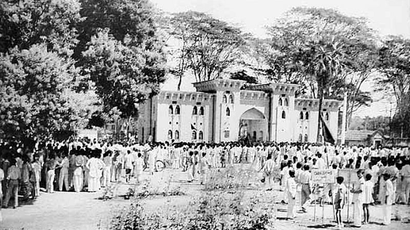 சர்வதேச தாய்மொழிகள் தின பின்புலம்: கிழக்கு வங்க மாணவர்கள் முன்னெடுத்த மொழிப்போர்!