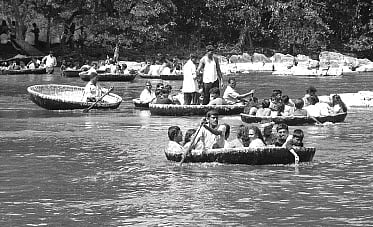 ஒகேனக்கல் சுற்றுலாத் தலத்துக்கு கூடுதல் பாதுகாப்பு தேவை