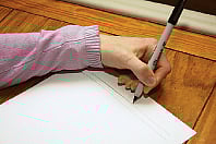 ஆயுள் காக்கும் ஆயுர்வேதம்: வாதம்... காரணம்... தீர்வு!