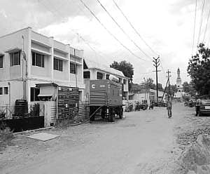 மின்வெட்டு: மூடப்படும் அபாயத்தில் சிறுதொழில் கூடங்கள்!