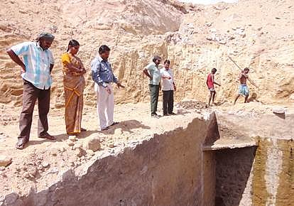 விருதுநகர் நகராட்சி பகுதிக்கு குடிநீர் வழங்கும் கிணறுகளை தூர்வார நடவடிக்கை