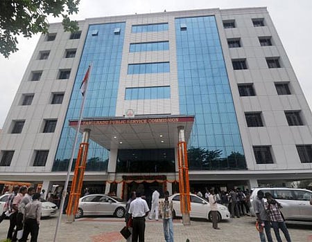 தமிழக அரசில் 51 உதவி வழக்குரைஞர் பணி: டிஎன்பிஎஸ்சி அறிவிப்பு