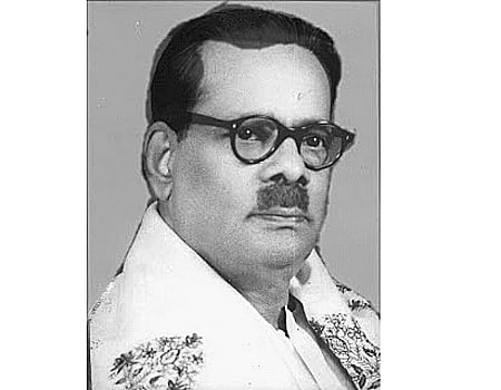 தமிழுக்கும் அமுது தந்தவர்!