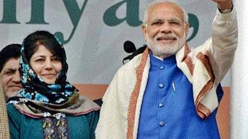 ஜம்மு-காஷ்மீரில் புதிய அரசு: பிரதமர் மோடியுடன்-மெஹபூபா இன்று சந்திப்பு