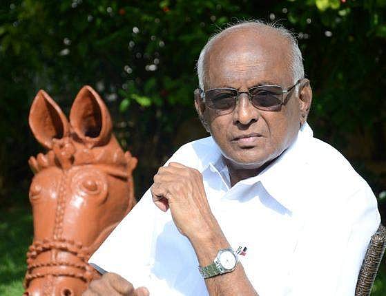 டைரக்டர் கே.பி குடுத்த கடமையை நன்கு முடித்த திருப்தி.   