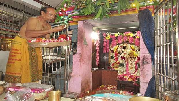 விருகம்பாக்கம் சிவ-விஷ்ணு ஆலையத்தில் காலபைரவாஷ்டமி வழிபாடு