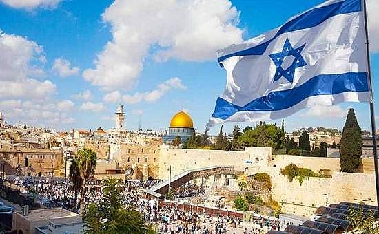 இறைவனின் தேசத்தில்...