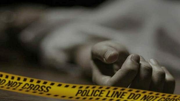 கணவா் வீட்டாா் சித்திரவதை: இளம்பெண் தற்கொலை