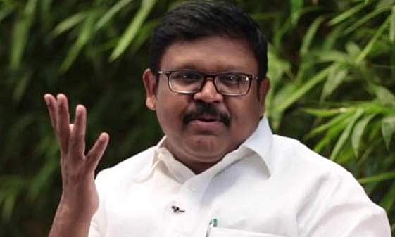 திமுகவும் பாஜகவும் கபட நாடகம் ஆடுகின்றன:  வைகைச்செல்வன் சிறப்பு பேட்டி