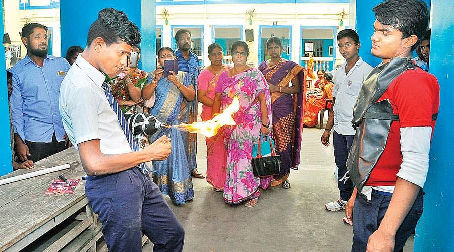 500 ரூபாய்க்கு புல்லட் புரூஃப்!