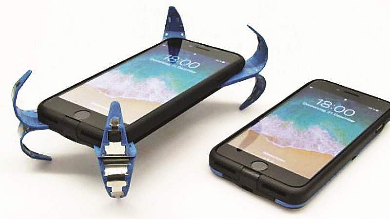 சதா சர்வ காலமும் ஸ்மார்ட்ஃபோனும் கையுமாக இருக்கிறீர்களா? இது உங்களுக்கான எச்சரிக்கை ரிப்போர்ட்!