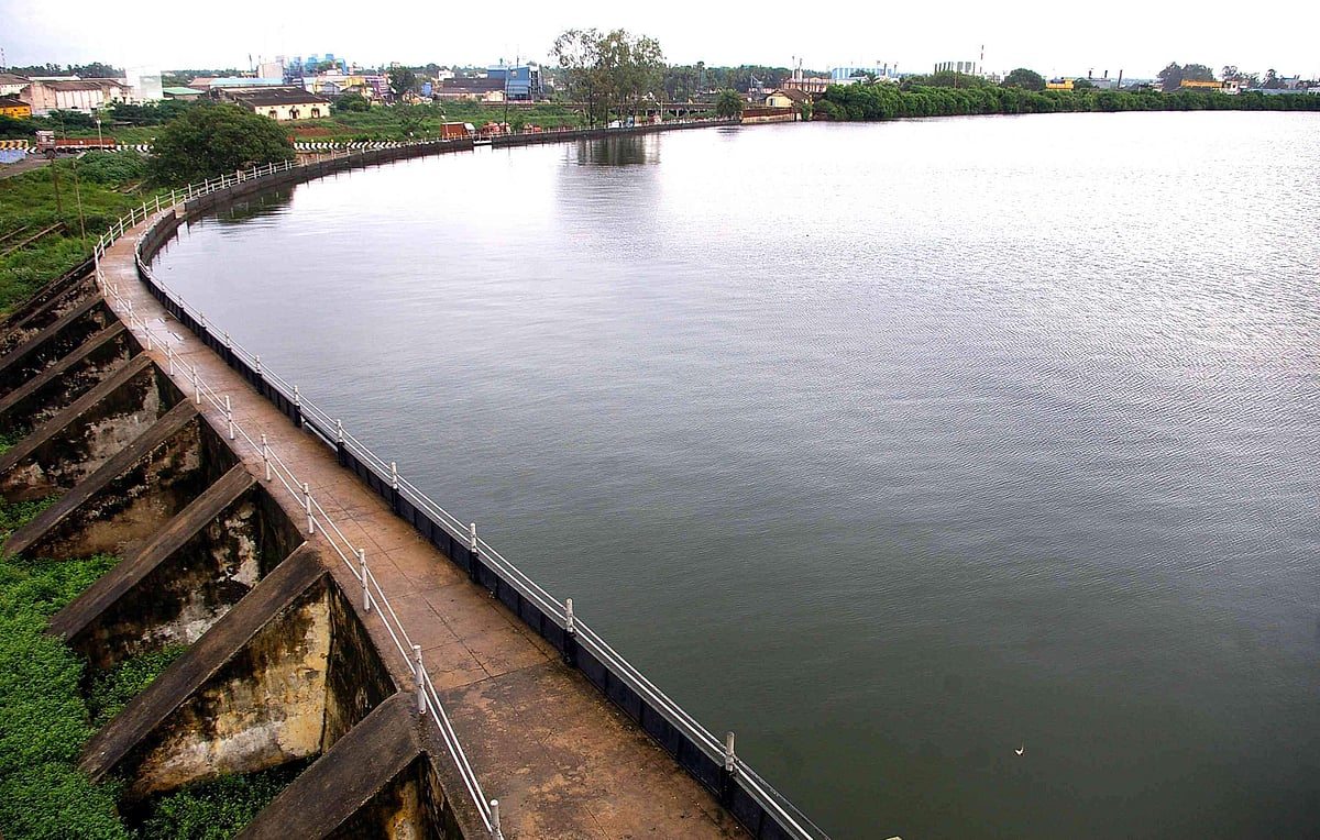 திருவள்ளூர் மாவட்டத்தில் 11 கிராமங்களுக்கு சிவப்பு எச்சரிக்கை!