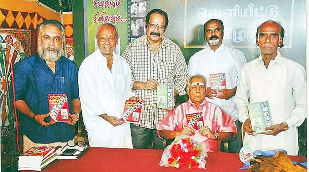 ஆனந்தத் தேன்காற்று தாலாட்டுதே - 46: அண்ணாவைப் பற்றி எழுதிய பாடல்