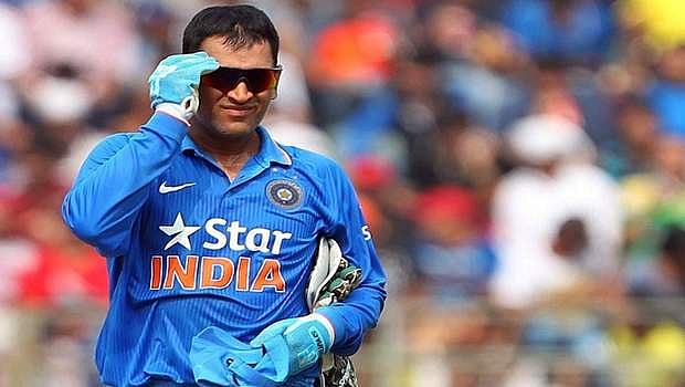 தோனியை ஓரம்கட்டிய ரிஷப் பந்த்: காட்சிகள் மாறும் இந்திய அணி!