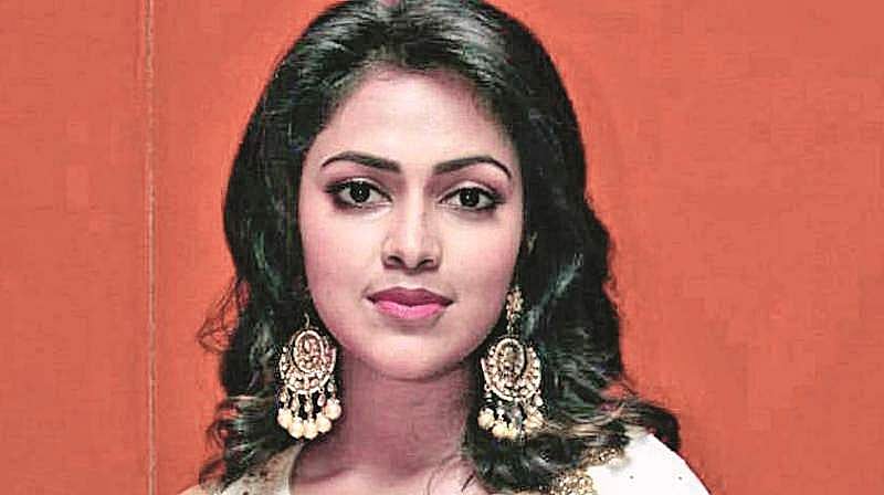 அமலா பால் தனது இன்ஸ்டாகிராமில் வெளியிட்டுள்ள புதிய போட்டோக்கள் இவைதான்!