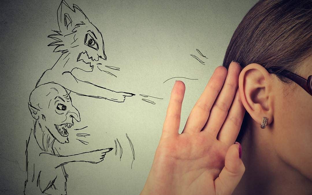 காதுகளில் குளிர்ந்த காற்று அல்லது குளிர்ந்த நீர்பட்டால் உண்டாகும் அதிகமான வலி நீங்க!