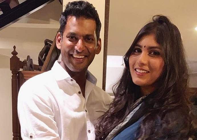 நடிகர் விஷாலுக்கு அனிஷாவுடன் இன்று திருமண நிச்சயதார்த்தம்!