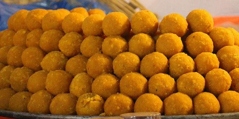 தீபாவளியும் அதுவுமாக இனிப்பு வியாபாரிகளைச் சென்றடைந்துள்ள கசப்பு மாத்திரைகள்!