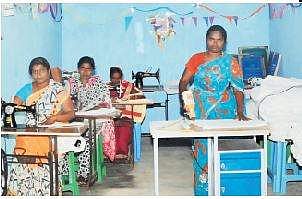 பிளாஸ்டிக் மறுசுழற்சியில் மிளிரும் மகளிர் குழுக்கள்!