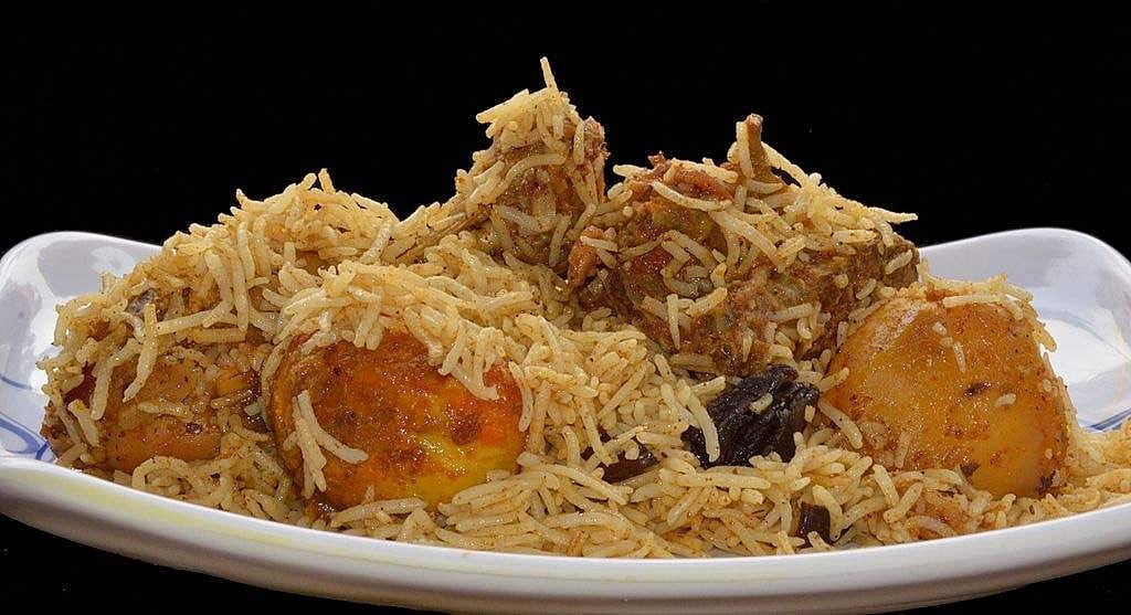 உலக உணவு தினம் ஸ்பெஷல்: வெறும் 5 பைசாவுக்கு பிரியாணி.. சென்னையில்தாங்க!