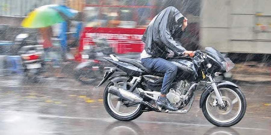 யார் மனிதன் - வாசகர் கவிதை பகுதி 2