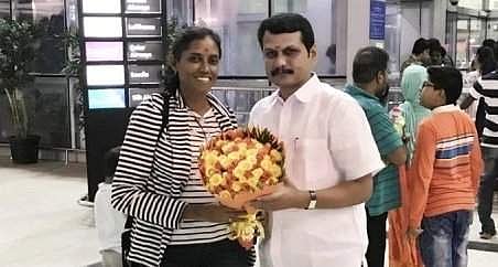 என் உடை.. என் இஷ்டம்! கரூர் எம் பி ஜோதிமணி ‘நறுக்’ ன்னு சொன்ன நாலு வார்த்தை!