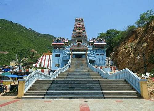 தமிழ் வாழ்வில் கோவை