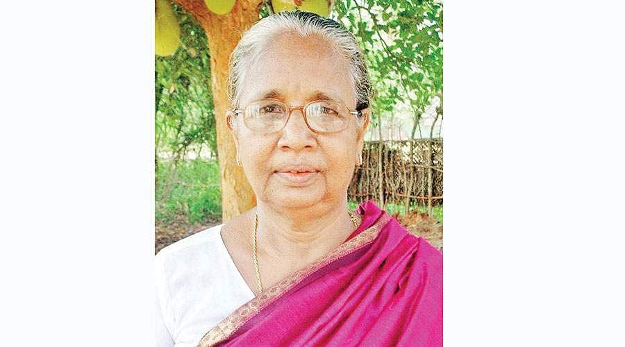 சின்னப் பொண்ணாம் சின்னப் பொண்ணு...