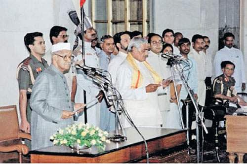 தொங்கு நாடாளுமன்றமும்... குடியரசுத் தலைவரின் முடிவுகளும்...!