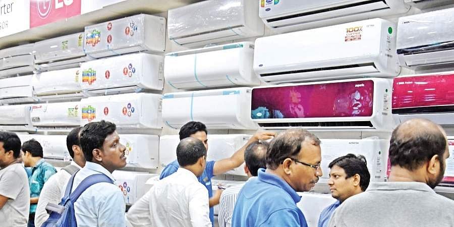 மின் கட்டணம் ஷாக் அடிக்காமல் ஏசியைப் பயன்படுத்துவது எப்படி?