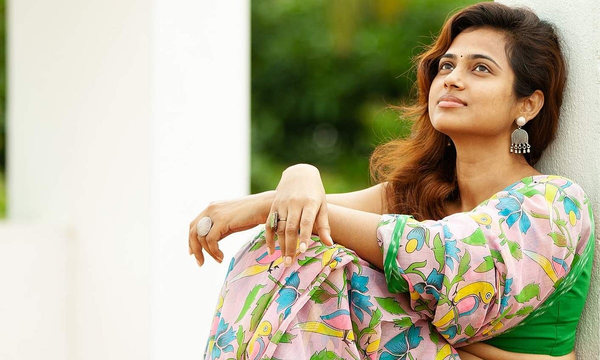 வலைத்தளம் ஏற்படுத்திய மாற்றம்! - நடிகை ரம்யா பாண்டியன்