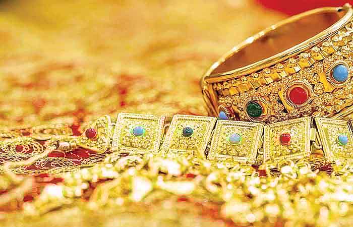 தங்கம் பவுனுக்கு ரூ.200 குறைவு