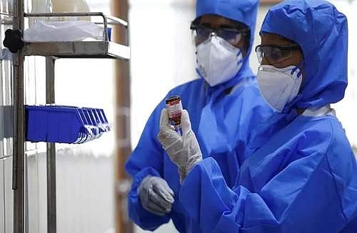 தமிழகத்தில் தாமதமாகும் பிளாஸ்மா சிகிச்சை!