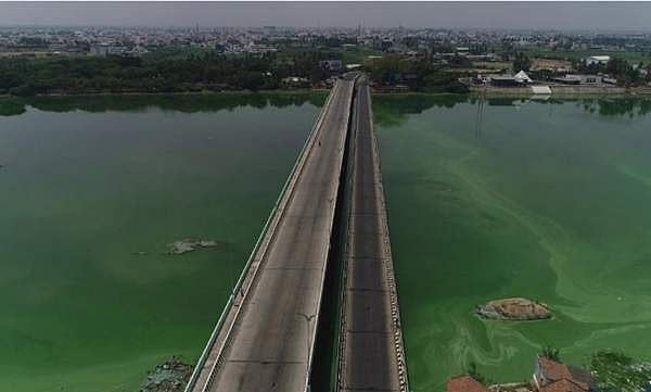 மூடப்பட்ட ஆலைகள்: இயல்பான காவிரியை உணரத் தொடங்கிய மக்கள்