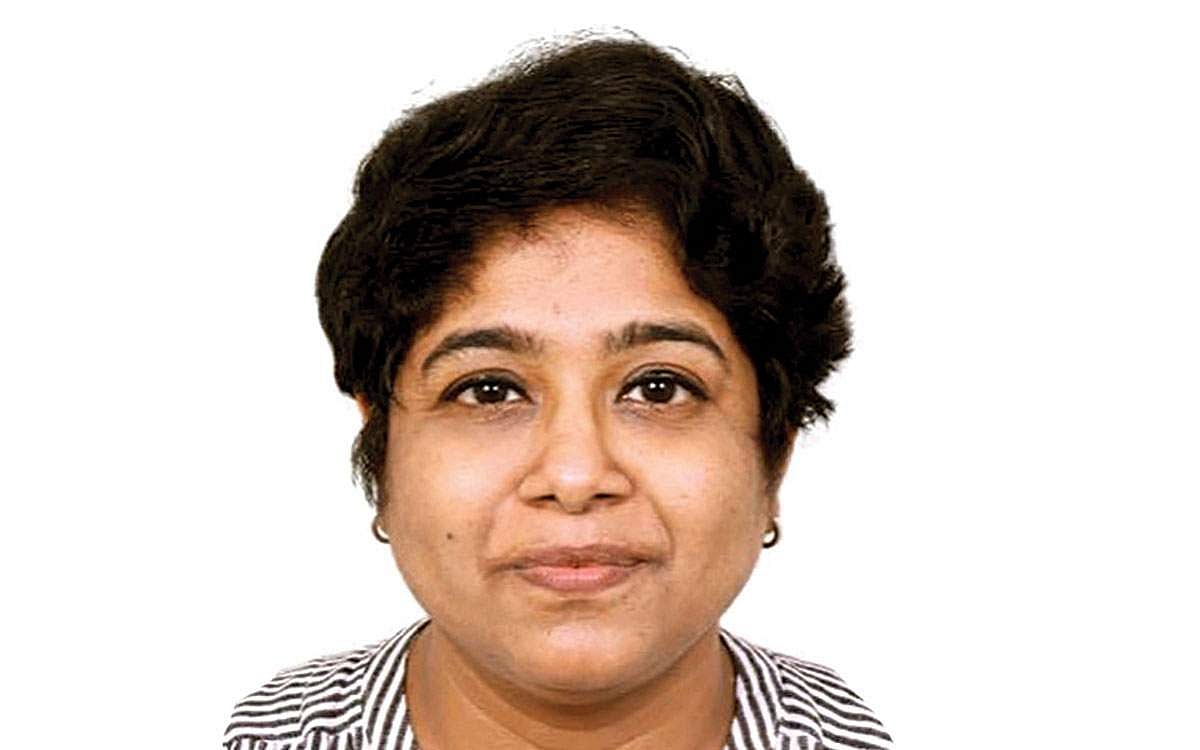 சினைப்பையில் நீர்க்கட்டி: எதனால் உண்டாகிறது? தீர்வு என்ன?