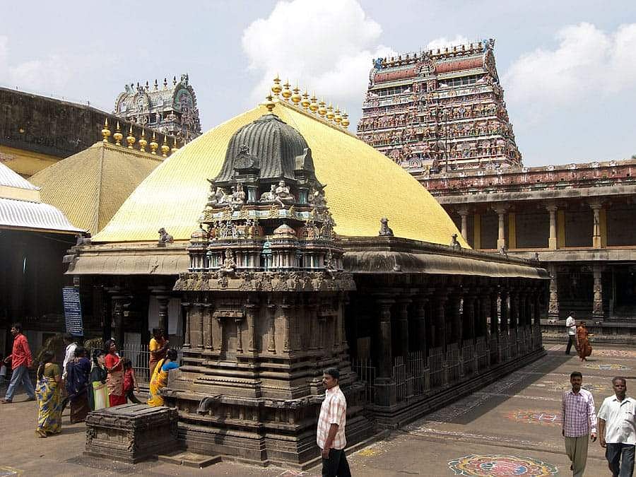 சிதம்பரம்: தொகுதியைக் கைப்பற்ற அதிமுக - திமுக போட்டி