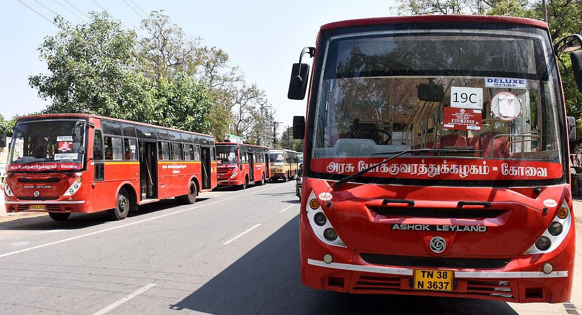 எழும்பூா் - சேத்துப்பட்டு இடையே ரயில்கள் தாமதம்: கூடுதலாக சிறப்புப் பேருந்துகள் இயக்க நடவடிக்கை