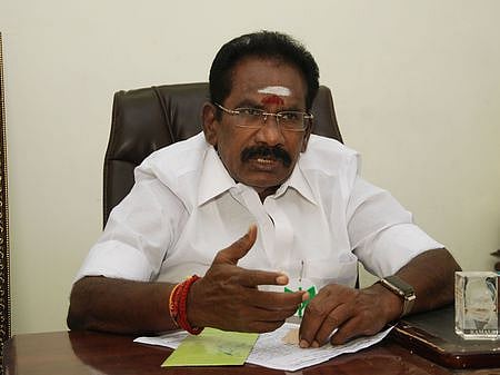 உதயநிதி ஸ்டாலின் அரசியல் பண்பைக் கற்க வேண்டும்: முன்னாள் அமைச்சா் செல்லூா் கே. ராஜூ