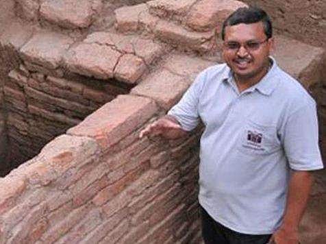 சமஸ்கிருதம் யாருக்கும் தாய் மொழியாக இருக்காது! அமர்நாத் ராமகிருஷ்ணன்