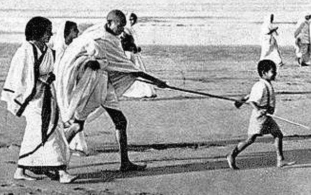 மாற்றுக்கருத்துக்கு மதிப்பளித்த மகாத்மா!