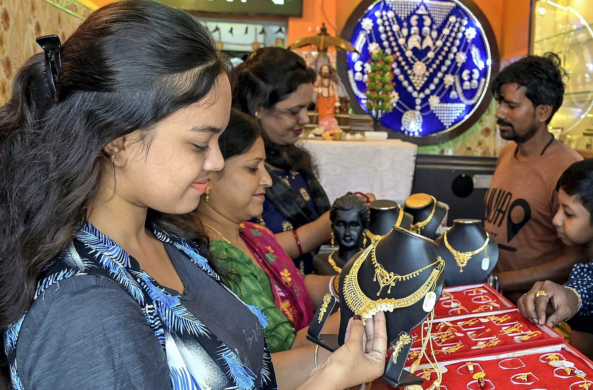 தங்கம் விலை ஒரே நாளில் ரூ. 2,560 உயர்வு!