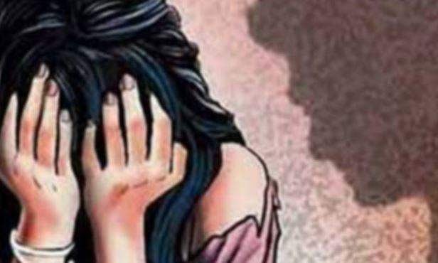 வெட்டப்படும் பட்டாம்பூச்சிகள்!