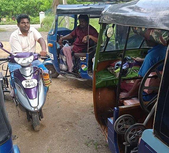 வாழ நினைத்தால் வாழலாம்! - எடுத்துக்காட்டாக வாழும் நாமக்கல் இளைஞர்