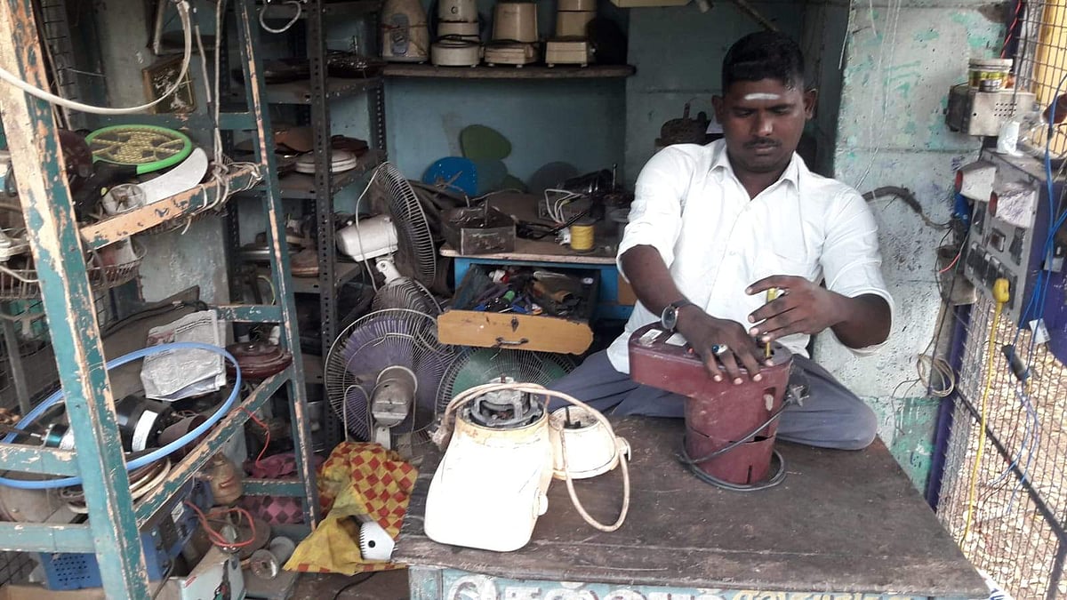 தொழிலொன்றைக் கற்றுக்கொண்டால் தற்சார்பு சாத்தியம்!