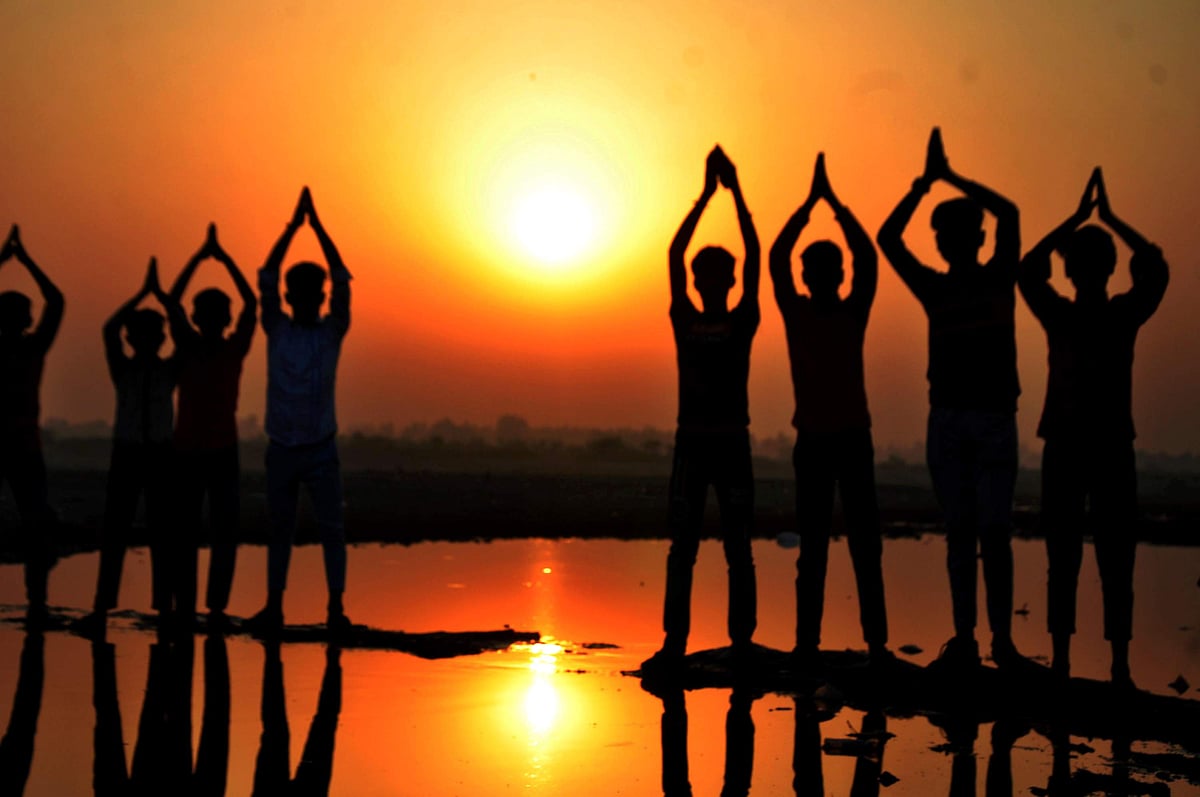 தமிழ்ப் புத்தாண்டு: 'ஞாயிறு போற்றுதும்'