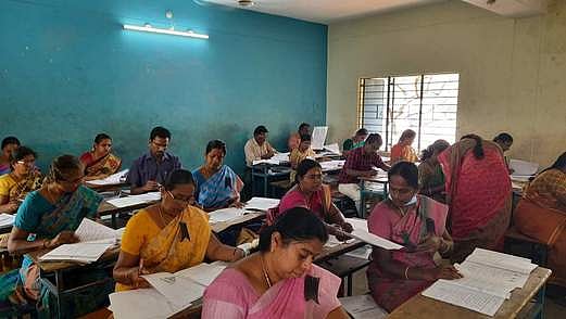 பள்ளிக்கல்வி எனும் பேராயுதம்!