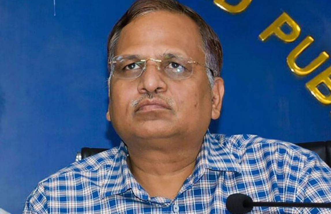 அமலாக்கத் துறை விசாரணைக்கு ஆஜரானார் சத்யேந்தர் ஜெயின்!