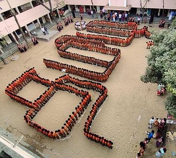 தமிழர் வாழ்வில் தமிழின் இடம் ஏது?