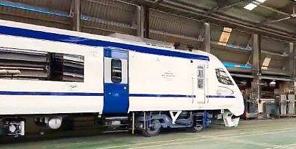 விசாகப்பட்டினத்தில் வந்தே பாரத் ரயிலை சேதப்படுத்திய மூவர் கைது!